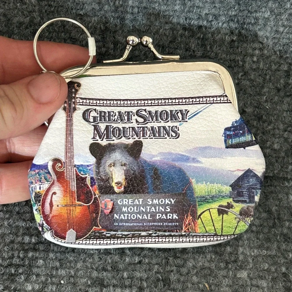 Great Smoky Mountains National Park Bear Mandolin Kiss Lock Coin Purse Keychain